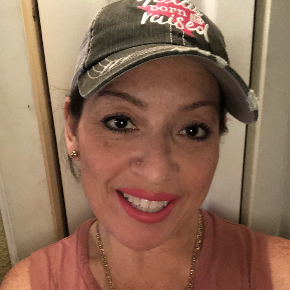 Meet your Posher, Rocio